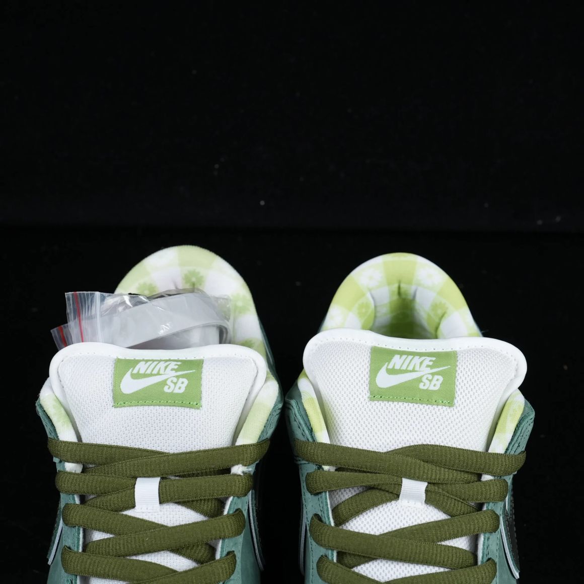 CONCEPTS x Dunk SB Green Lobster BV1310-337