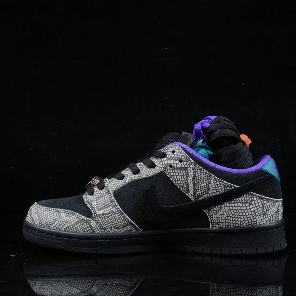 Dashawn Jordan x Dunk Low SB 'Copperhead' IB6208-200