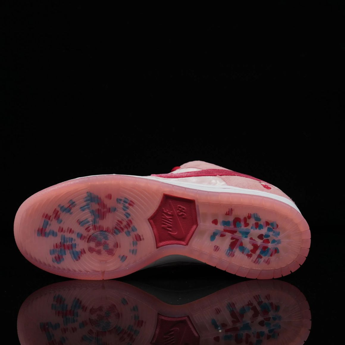 StrangeLove x Dunk Low SB 'Valentine's Day' CT2552-800