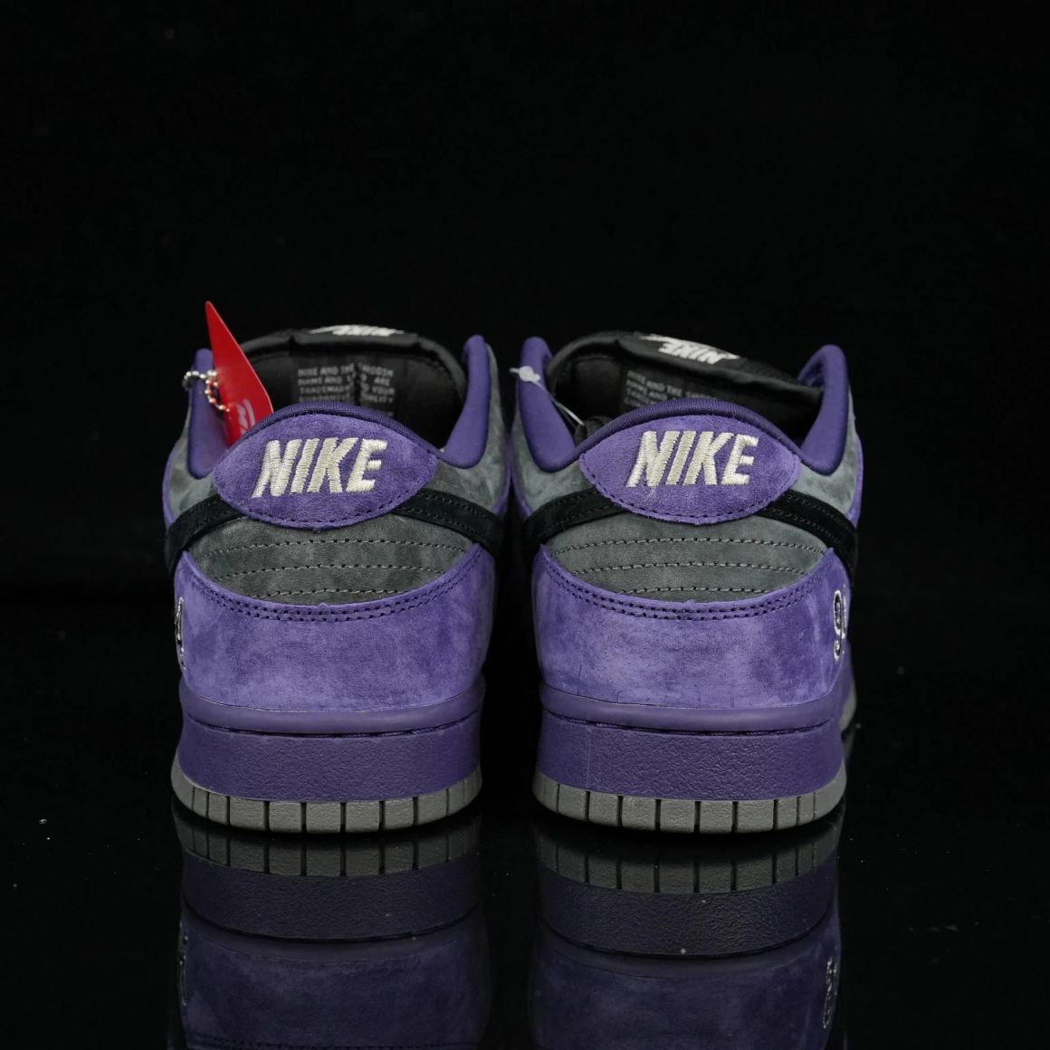 Supreme x Dunk Low SB 'Ink' HQ8487-500