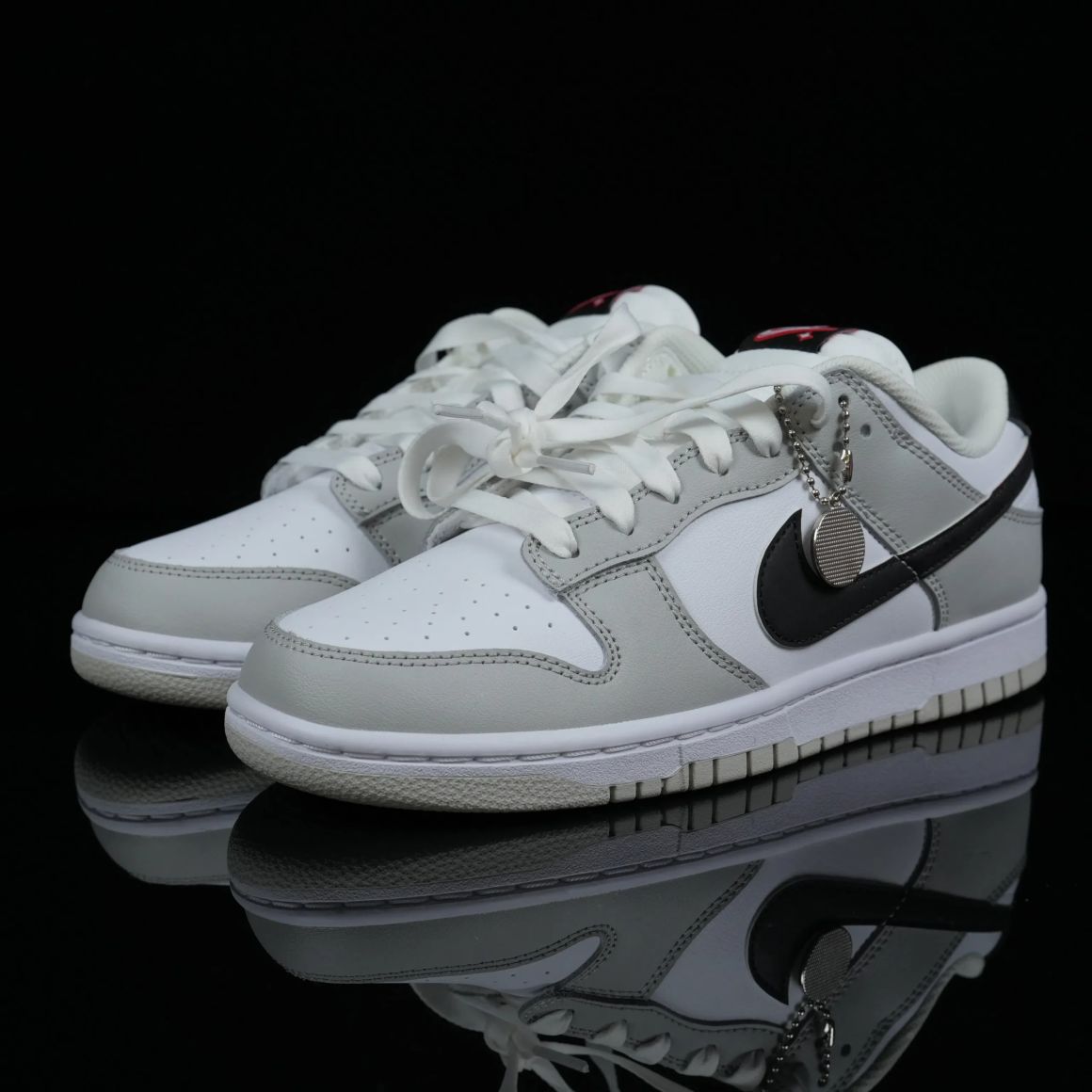 Dunk Low SE 'Lottery Pack - Grey Fog' DR9654-001