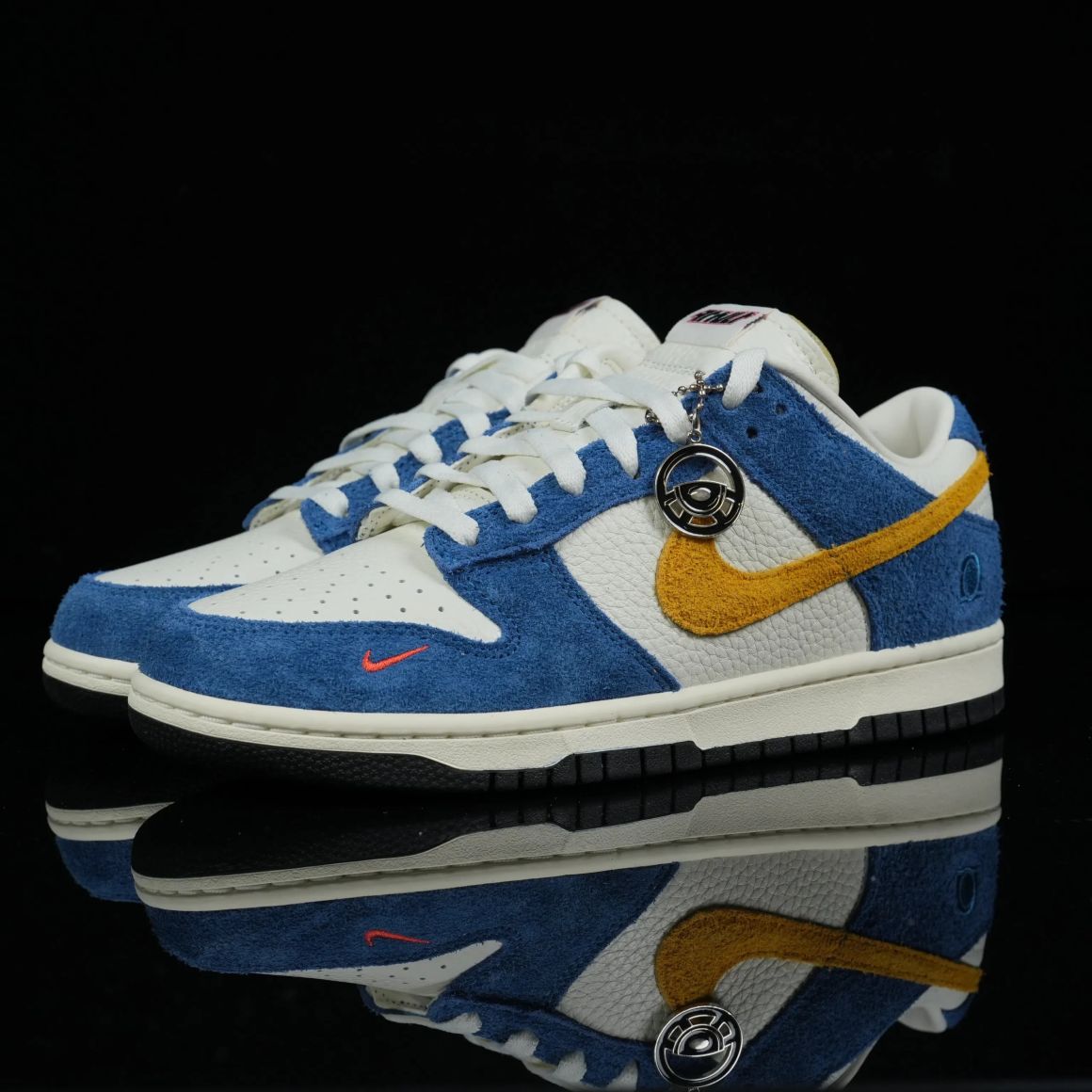 Kasina x Dunk Low '80s Bus' CZ6501-100