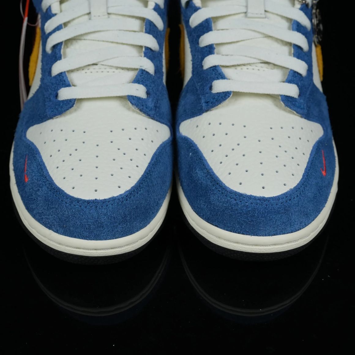 Kasina x Dunk Low '80s Bus' CZ6501-100
