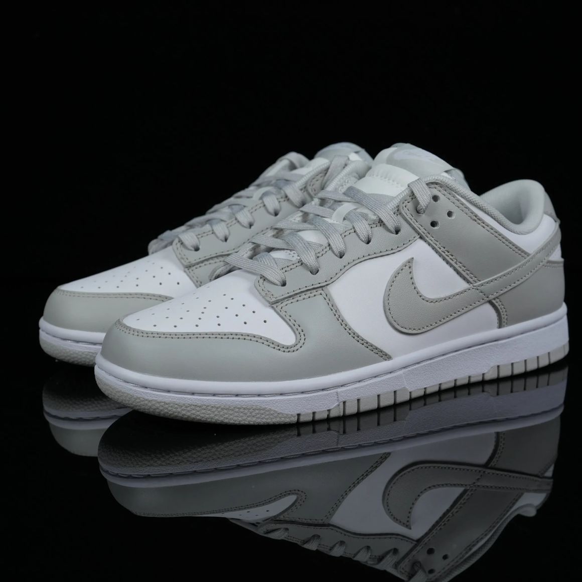 Dunk Low 'Grey Fog' DD1391-103