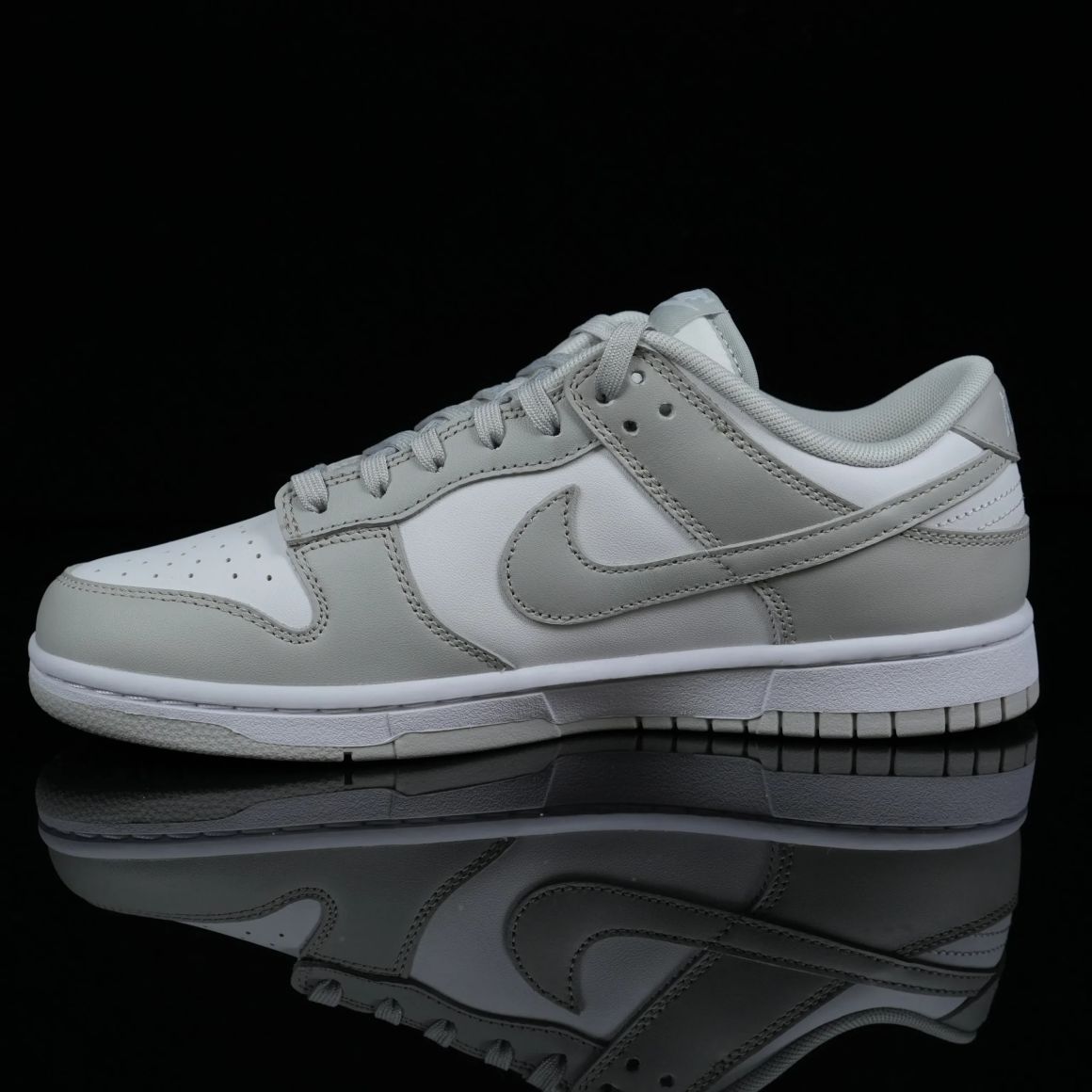 Dunk Low 'Grey Fog' DD1391-103