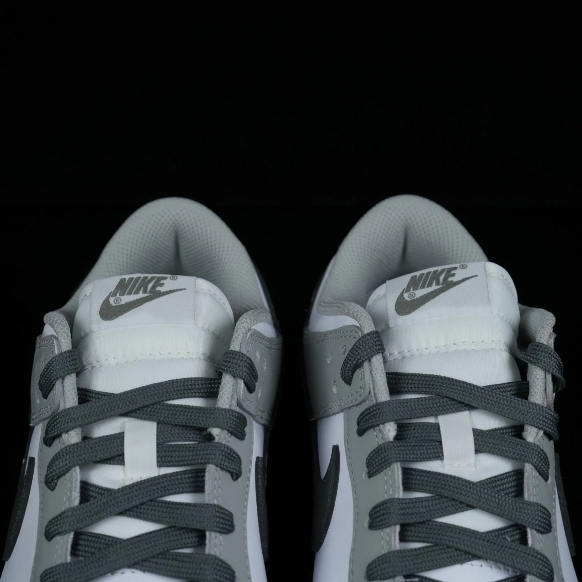 Wmns Dunk Low 'Light Smoke Grey' DD1503-117