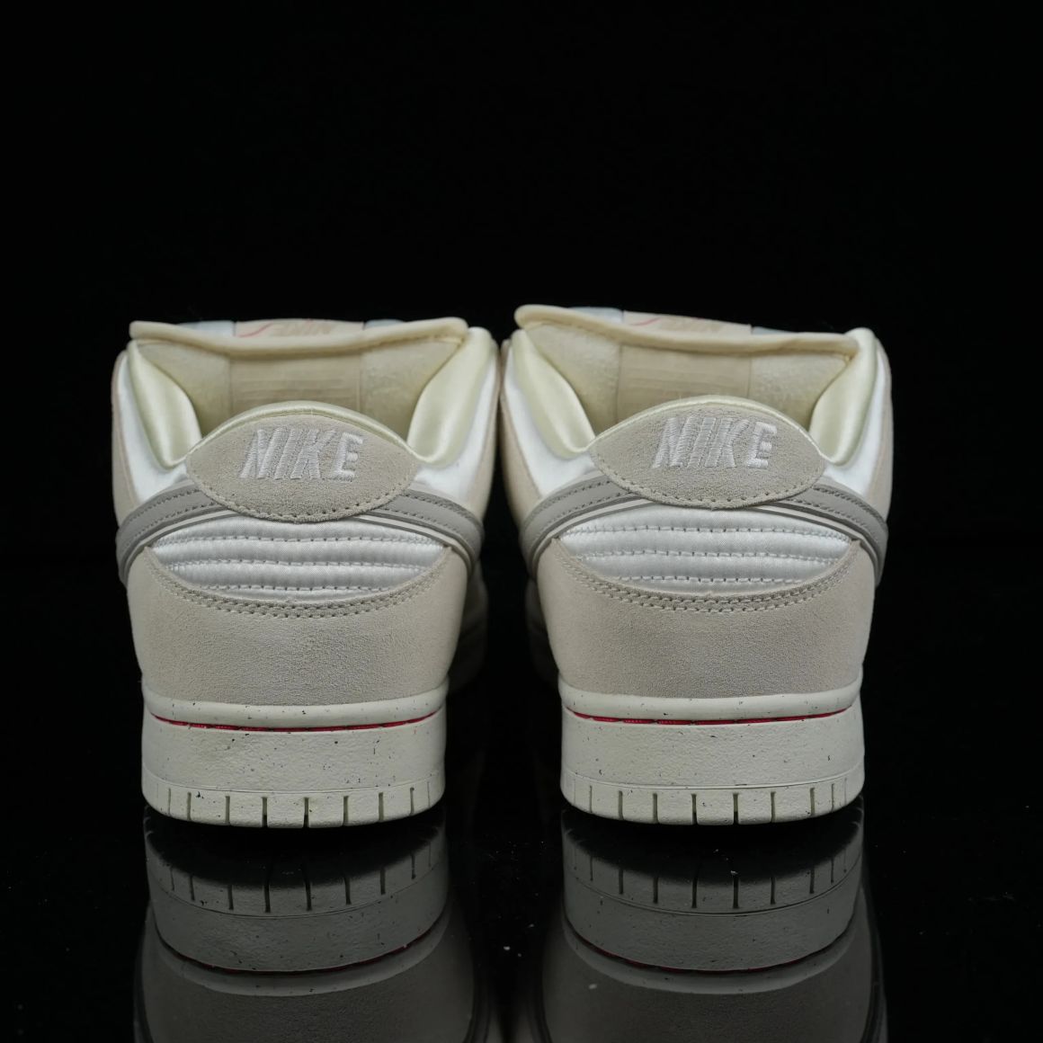 Dunk Low Premium SB 'City of Love Collection - Light FZ5654-100