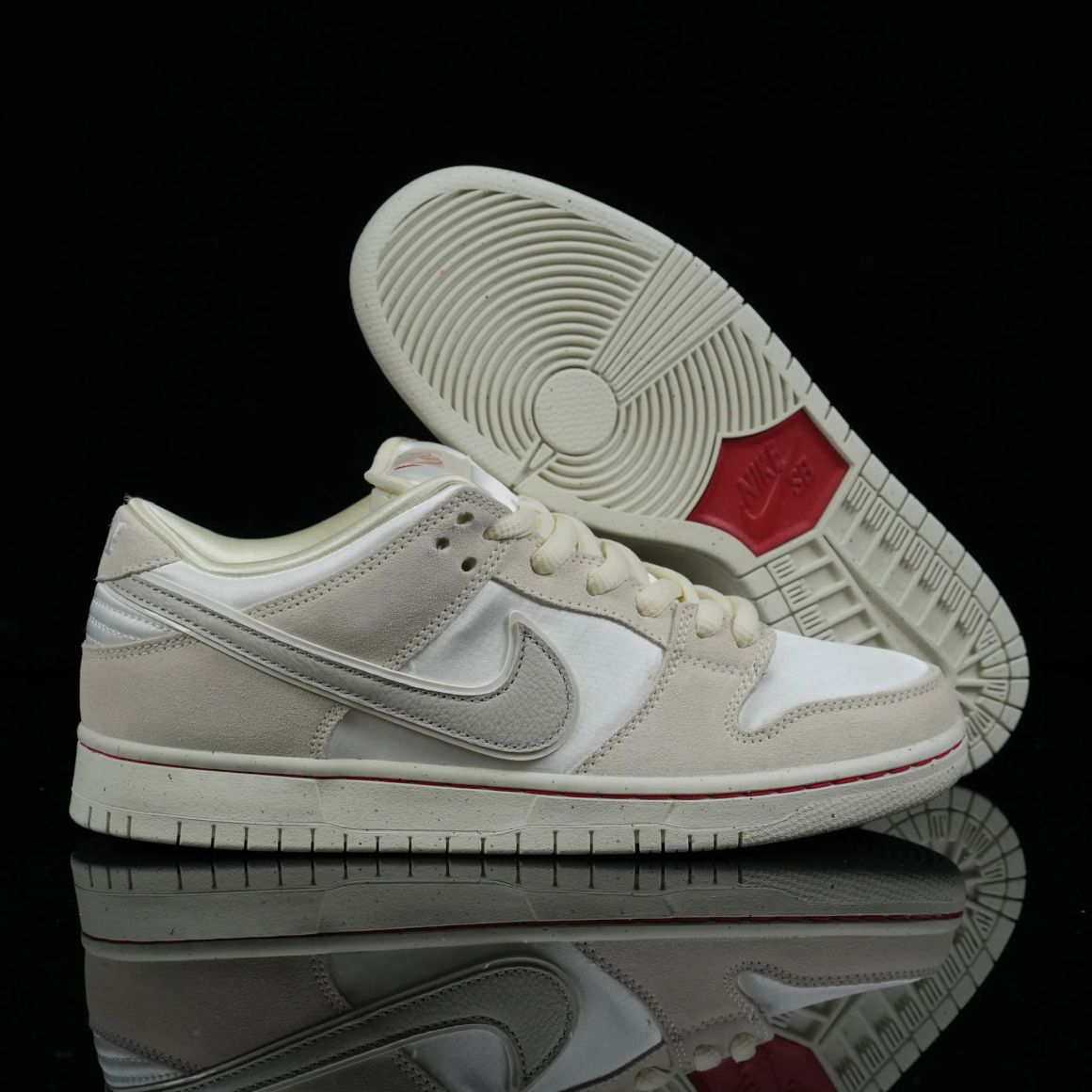 Dunk Low Premium SB 'City of Love Collection - Light FZ5654-100