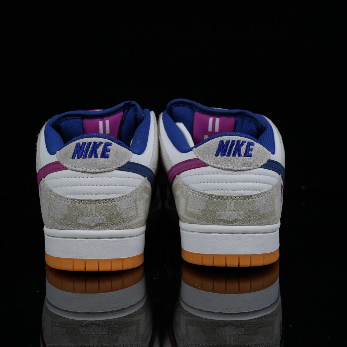 Rayssa Leal x Dunk Low SB FZ5251-001