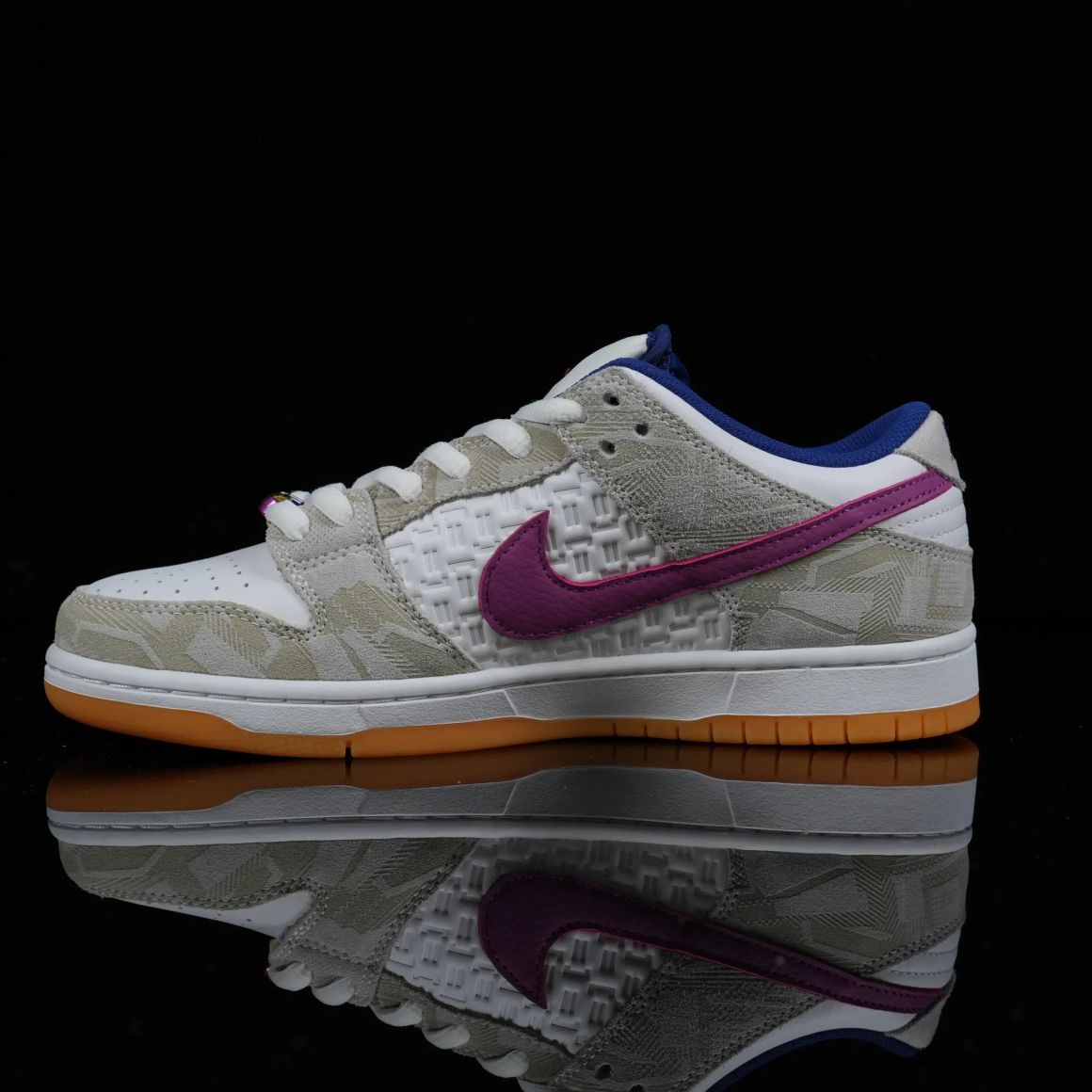 Rayssa Leal x Dunk Low SB FZ5251-001