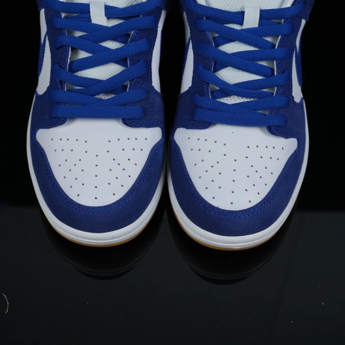 Dunk Low SB 'Los Angeles Dodgers' DO9395-400