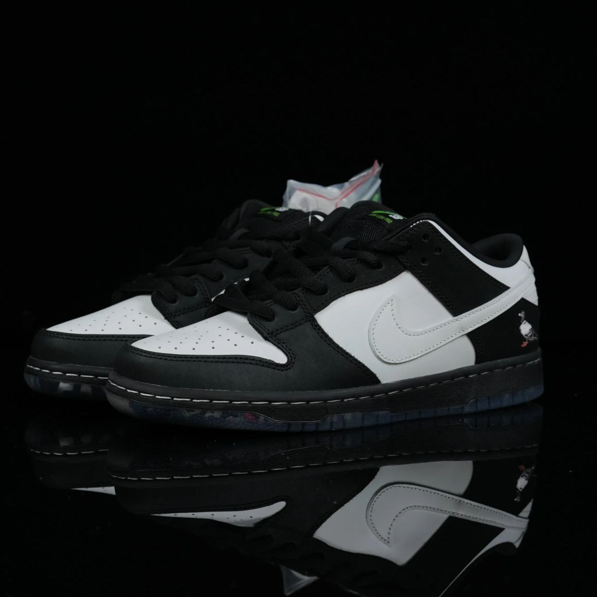 Jeff Staple x Dunk Low Pro SB 'Panda Pigeon' BV1310-013