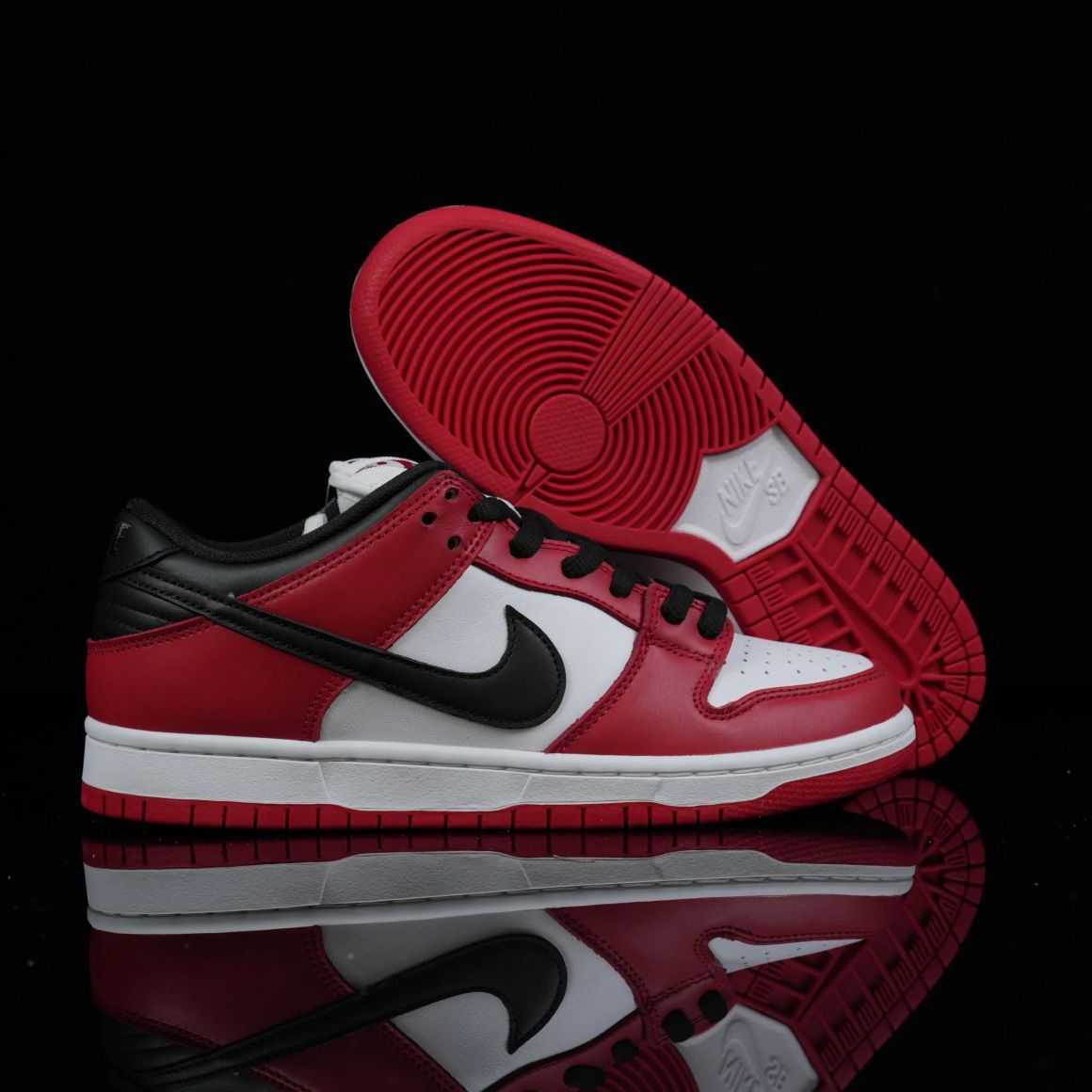 Dunk Low SB 'J-Pack Chicago' BQ6817-600