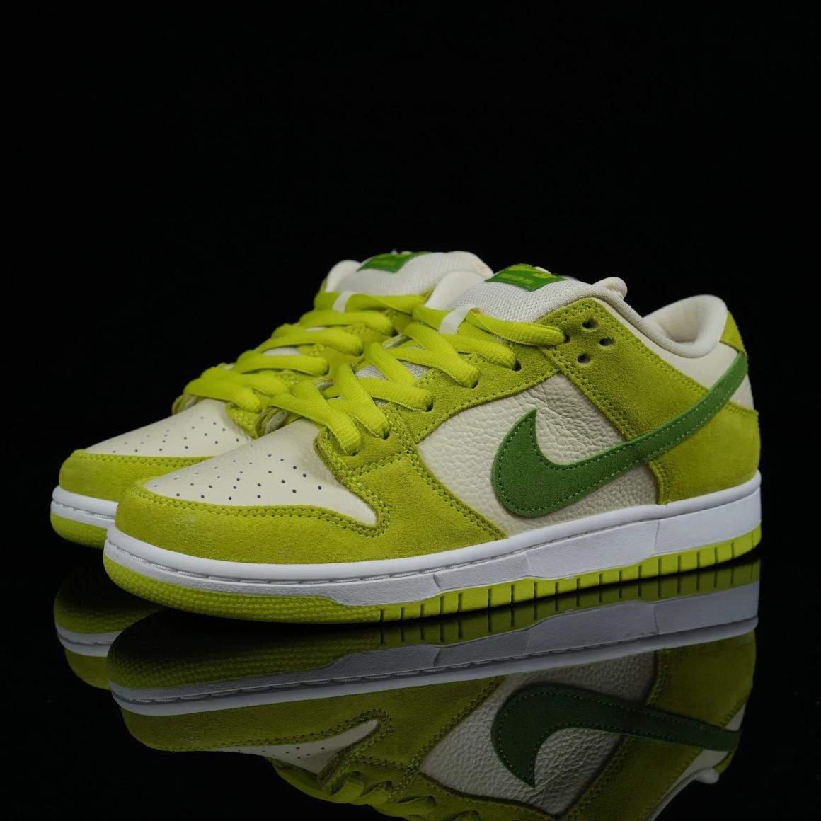Dunk Low Pro SB 'Fruity Pack - Green Apple' DM0807-300
