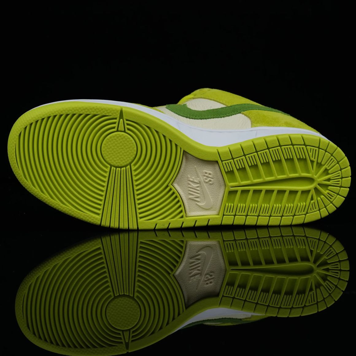 Dunk Low Pro SB 'Fruity Pack - Green Apple' DM0807-300