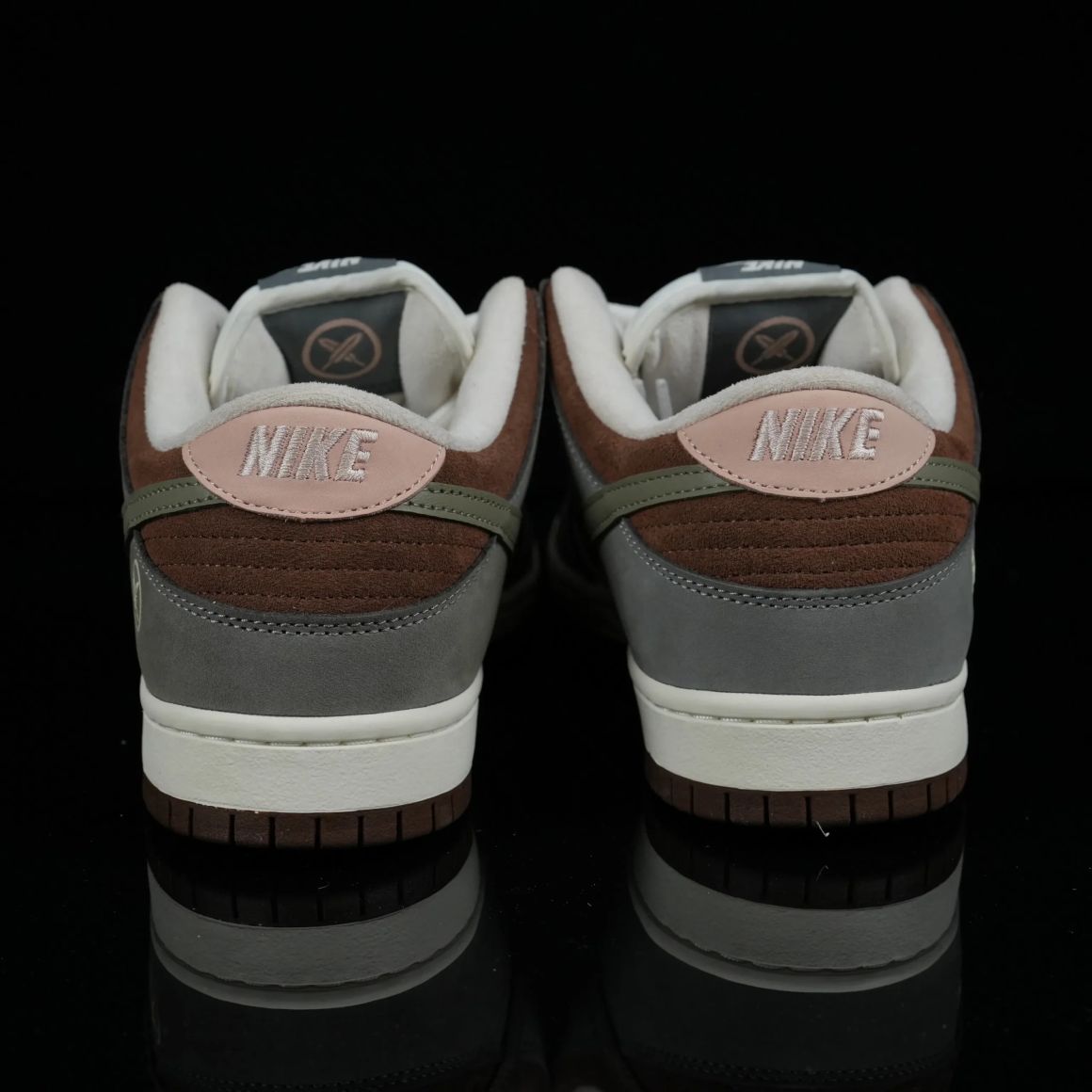 Yuto Horigome x Dunk Low SB FQ1180-001