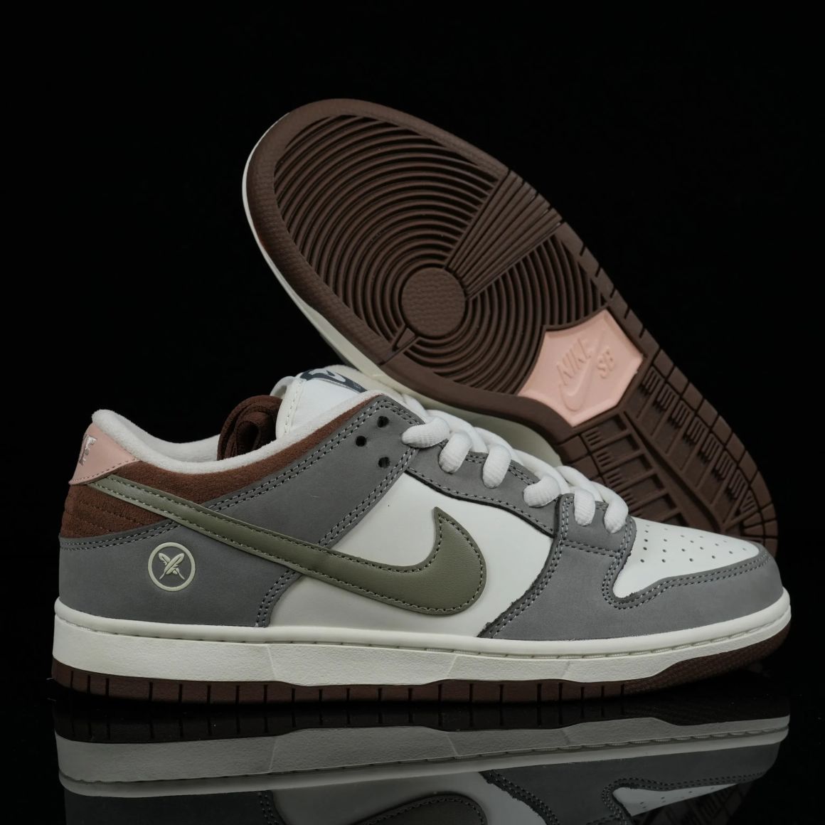 Yuto Horigome x Dunk Low SB FQ1180-001