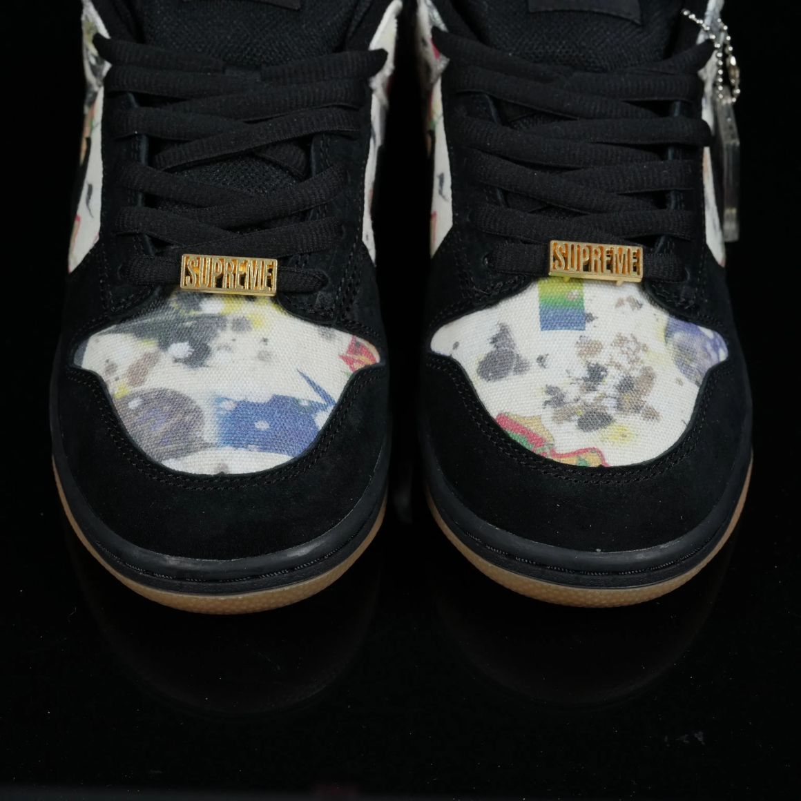 Supreme x Dunk Low SB 'Rammellzee' FD8778-001