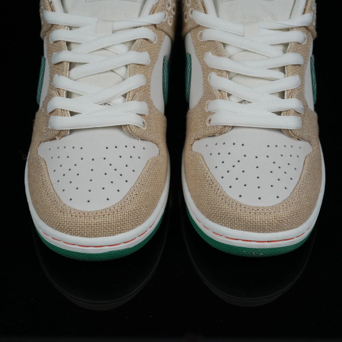 Jarritos x Dunk Low SB FD0860-001