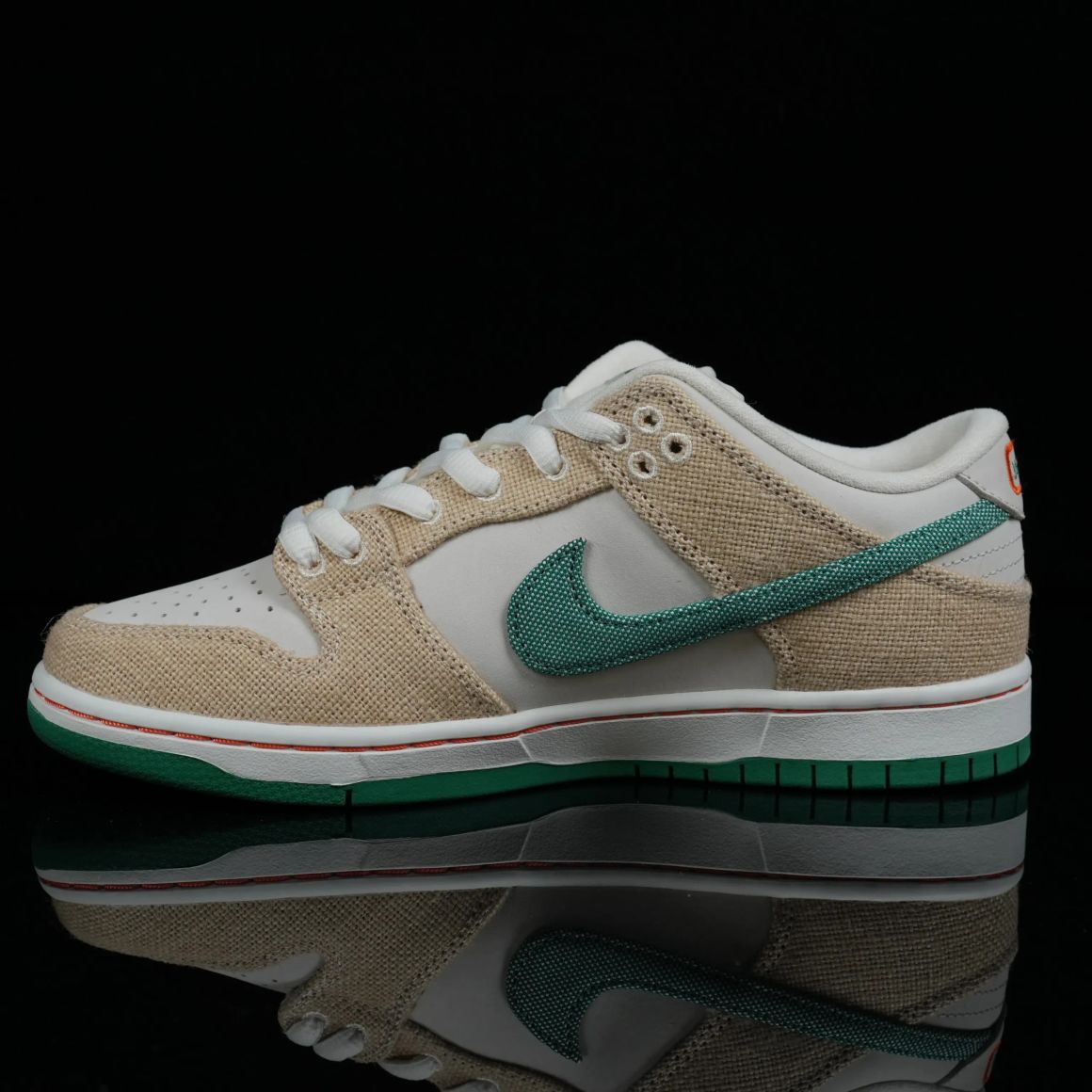 Jarritos x Dunk Low SB FD0860-001