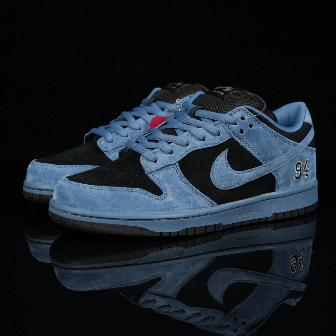 Supreme x Dunk Low SB 'Ocean Fog' HQ8487-400