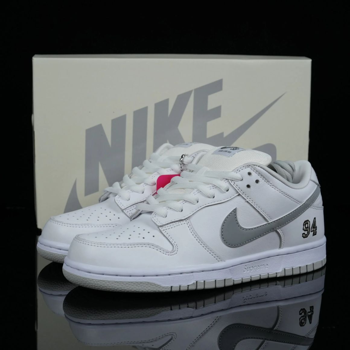 Supreme x Dunk Low SB 'White Metallic Silver' HQ8487-100