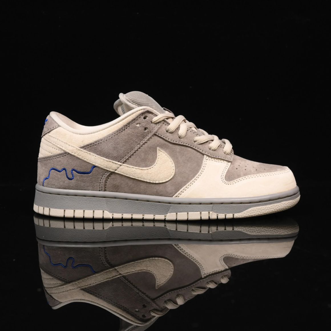 Dunk Low Pro SB 'London'