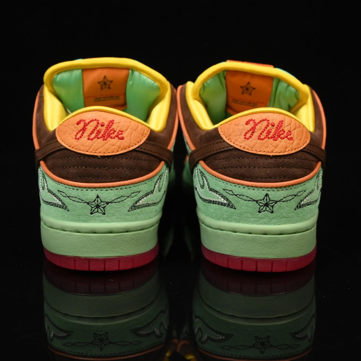 Dunk Low SB 'Rodeo' HF3058-300