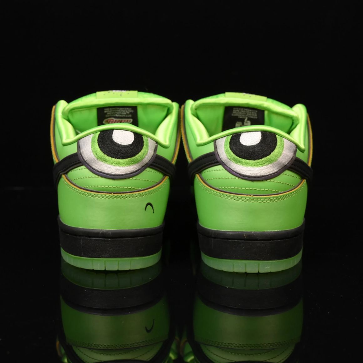 The Powerpuff Girls x Dunk Low Pro SB QS 'Buttercup' FZ8319-300