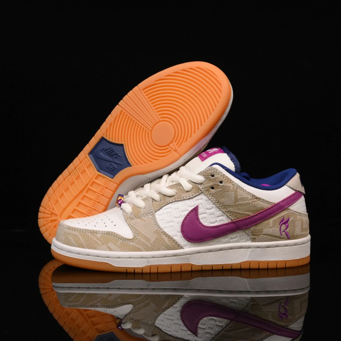 Rayssa Leal x Dunk Low SB FZ5251-001