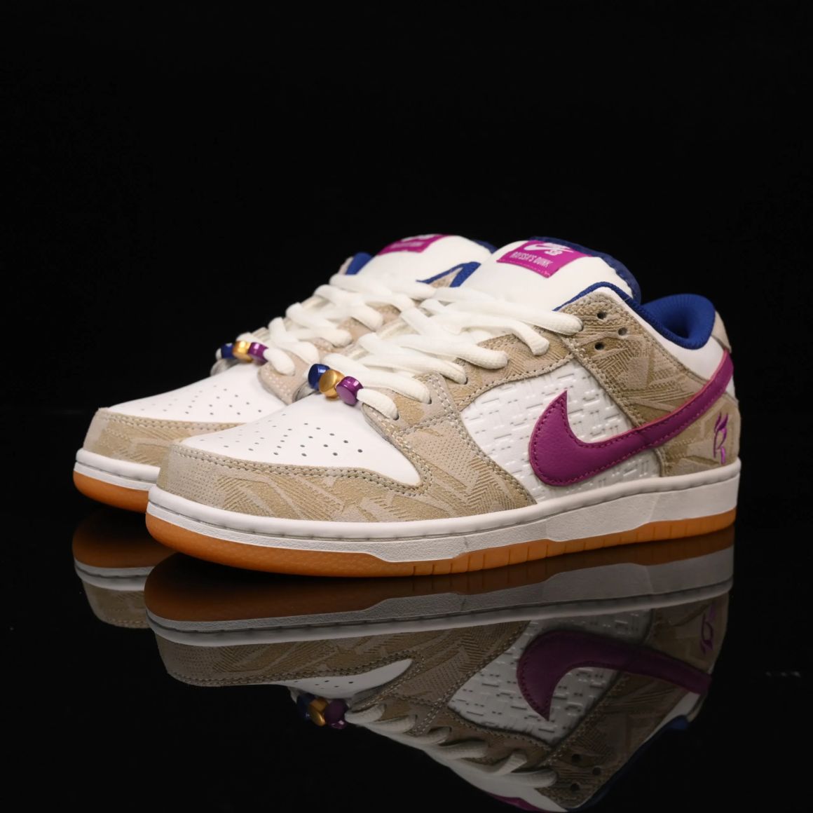 Rayssa Leal x Dunk Low SB FZ5251-001