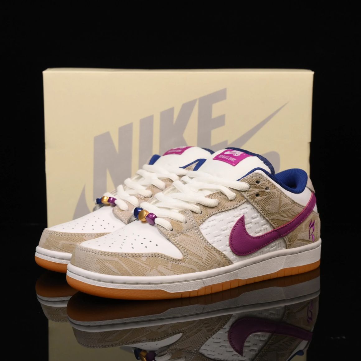 Rayssa Leal x Dunk Low SB FZ5251-001