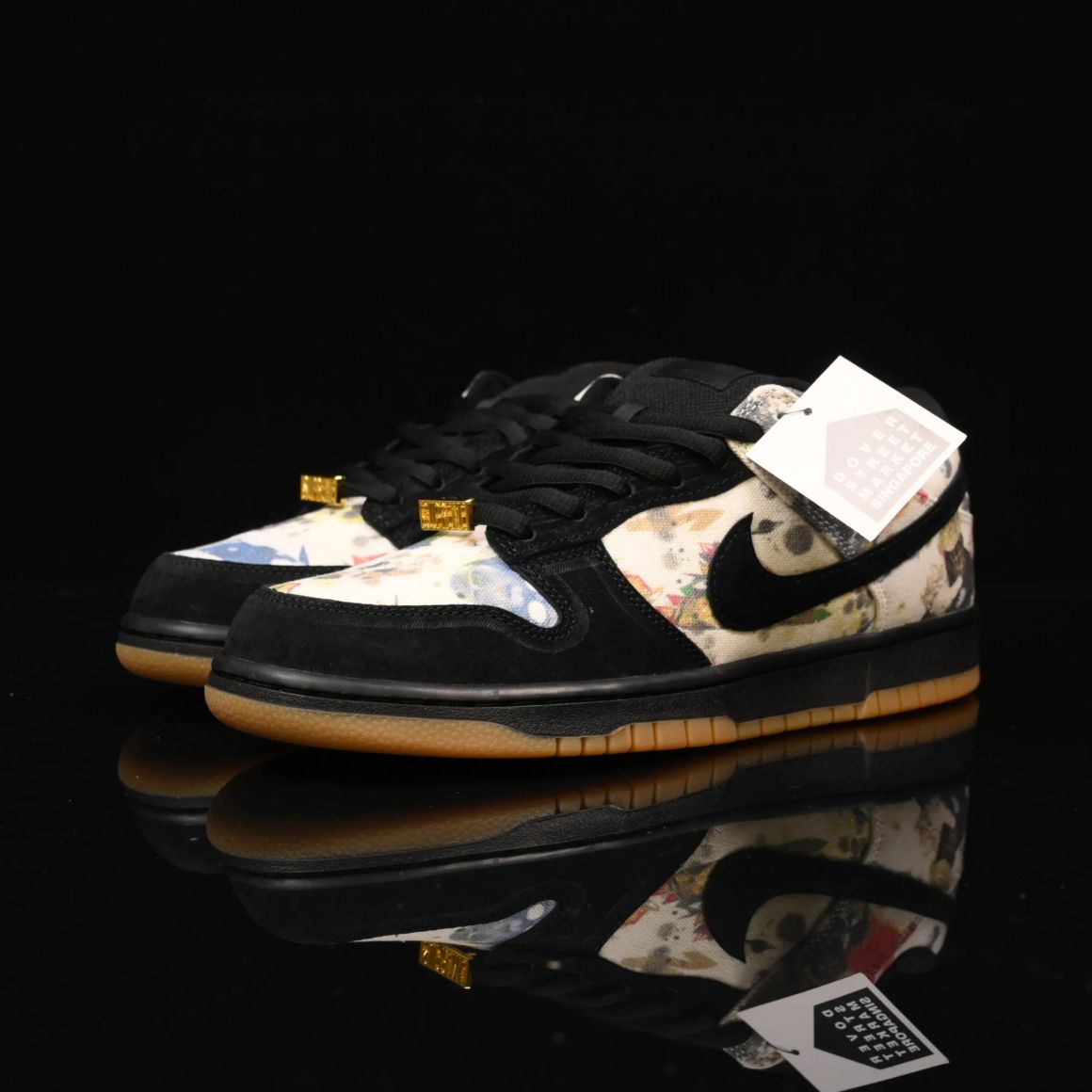Supreme x Dunk Low SB 'Rammellzee' FD8778-001