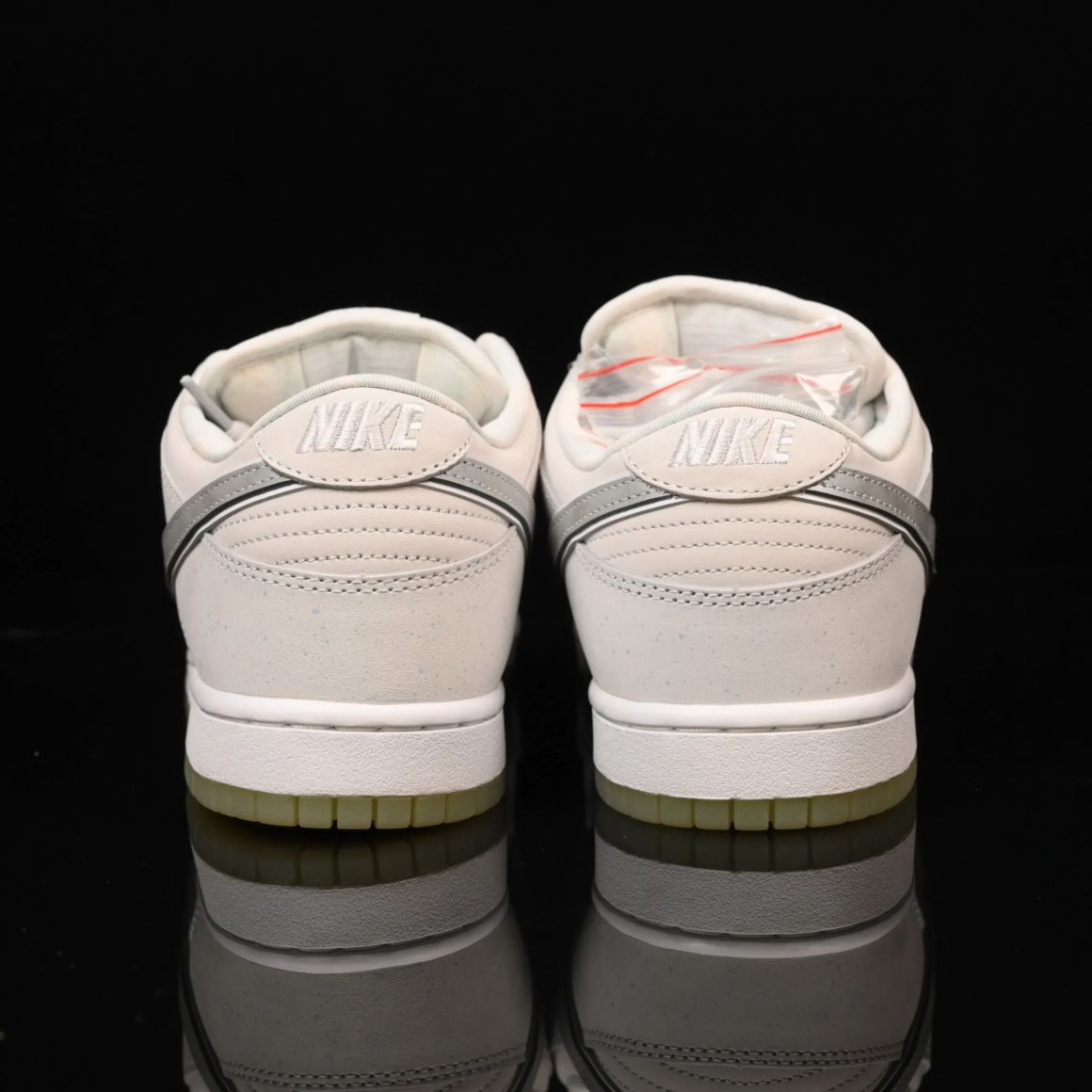 Concepts x Dunk Low OG SB QS 'White Lobster' Friends FD8776-100