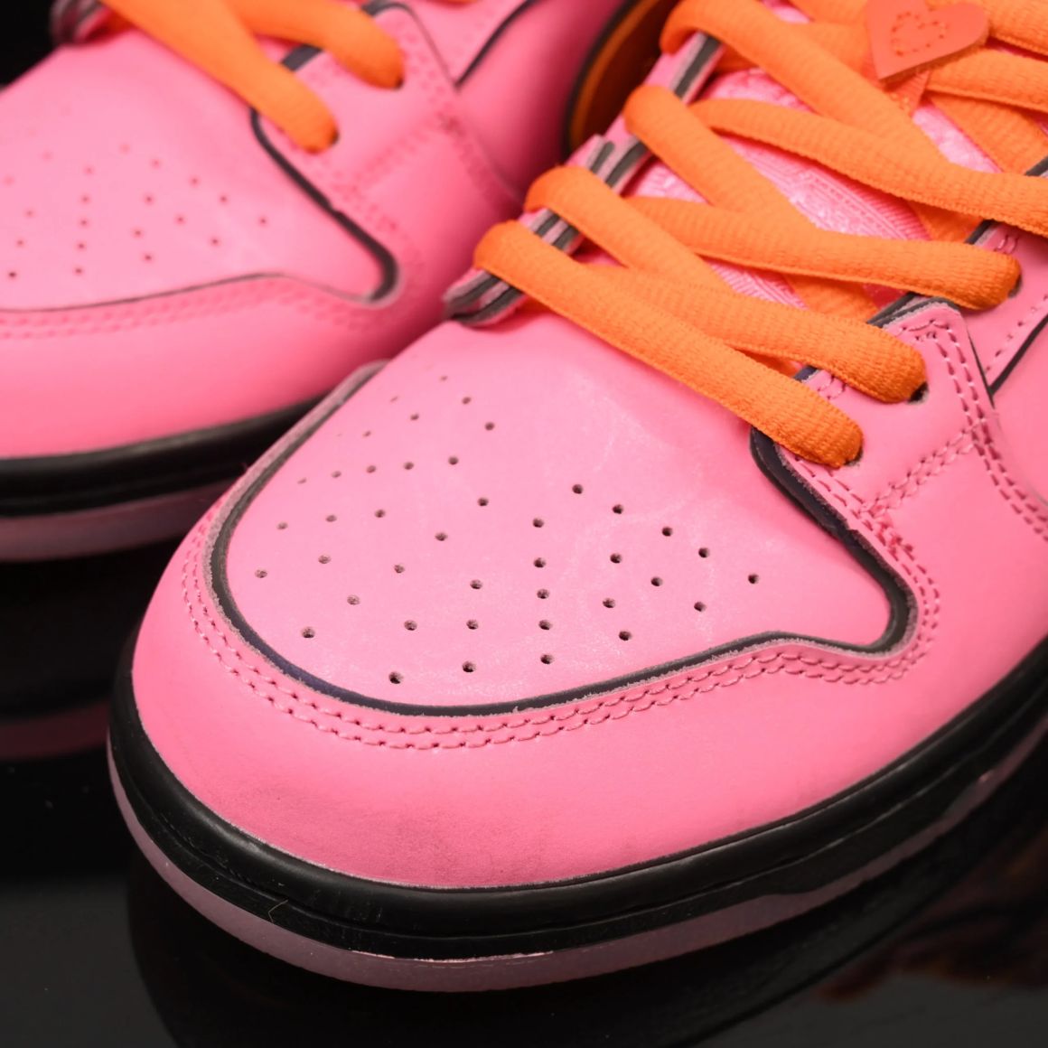 The Powerpuff Girls x Dunk Low Pro SB QS 'Blossom' FD2631-600