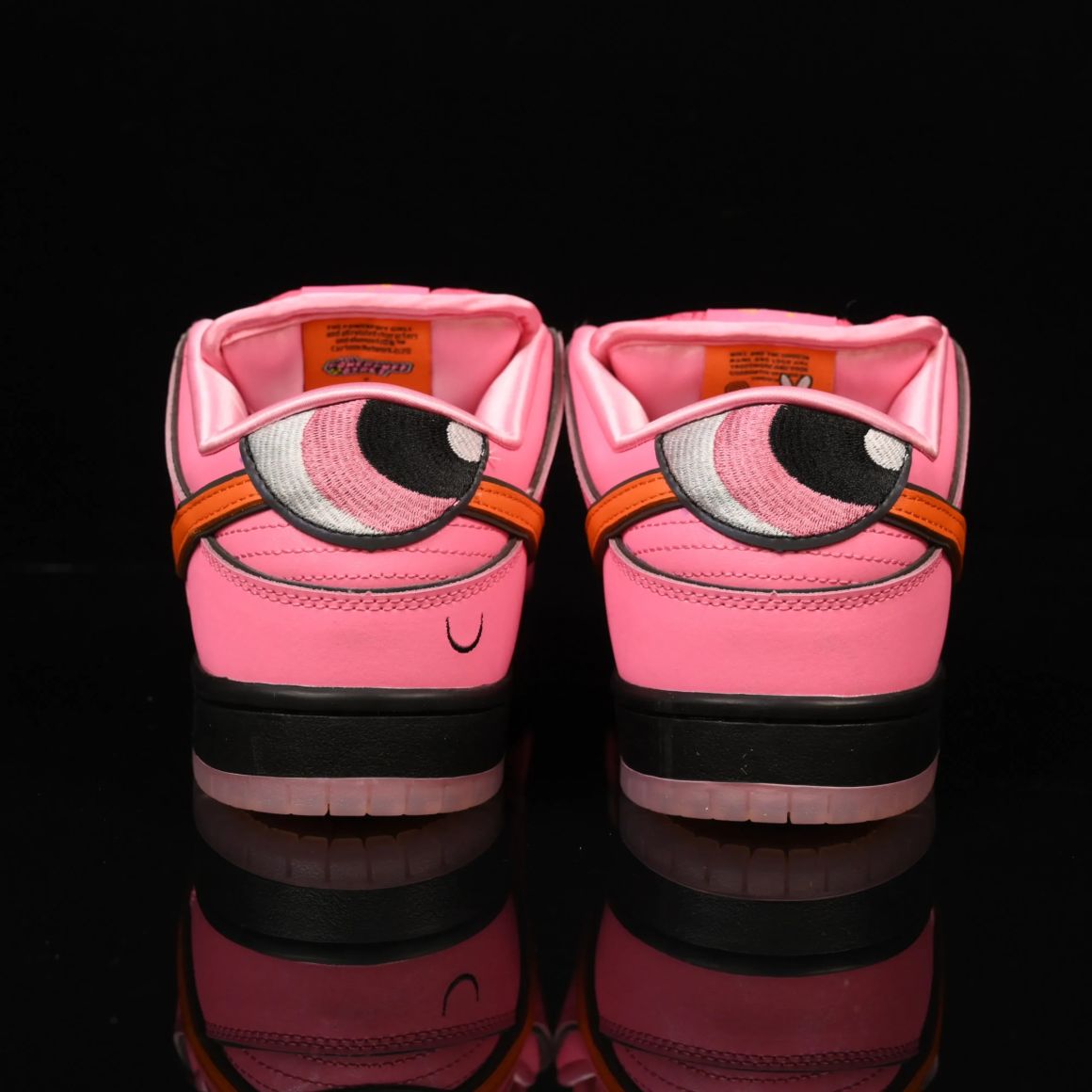 The Powerpuff Girls x Dunk Low Pro SB QS 'Blossom' FD2631-600