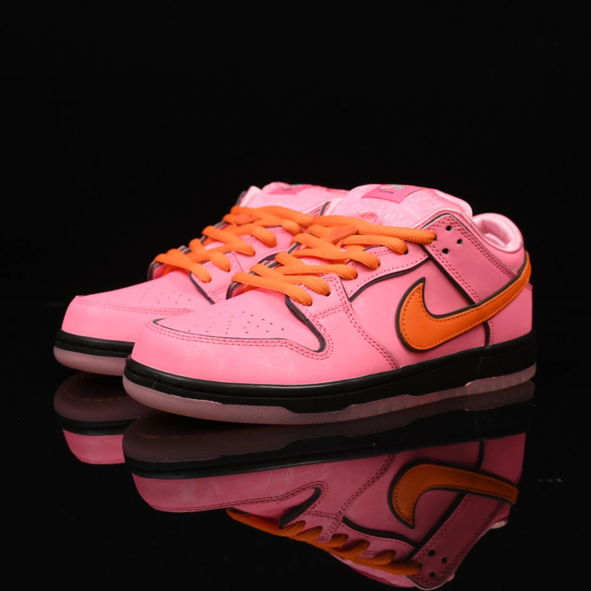 The Powerpuff Girls x Dunk Low Pro SB QS 'Blossom' FD2631-600