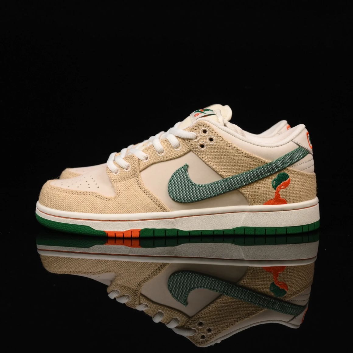 Jarritos x Dunk Low SB FD0860-001