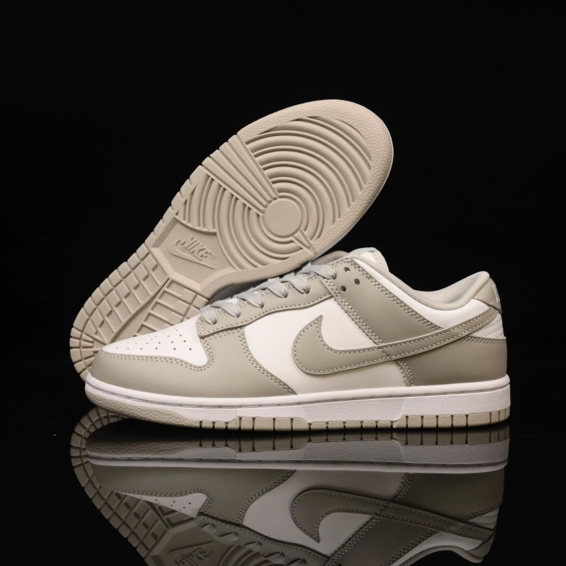 Dunk Low 'Grey Fog' DD1391-103
