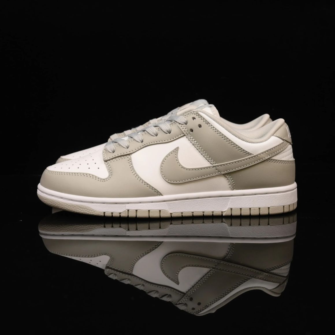 Dunk Low 'Grey Fog' DD1391-103