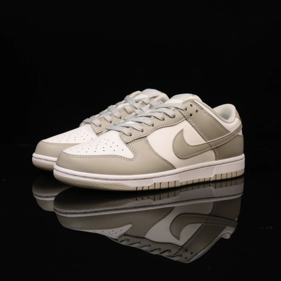 Dunk Low 'Grey Fog' DD1391-103