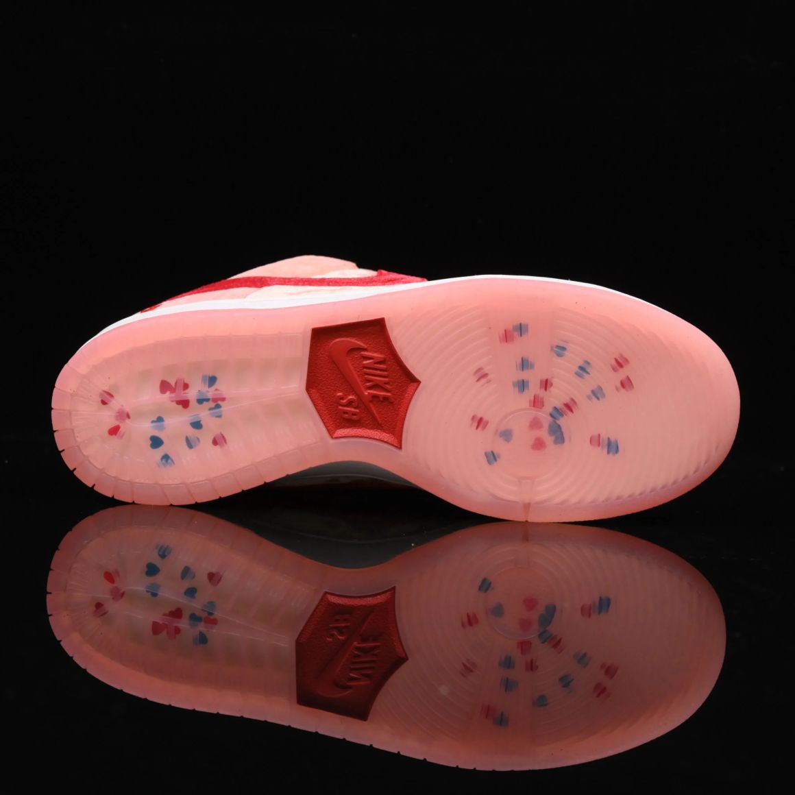 StrangeLove x Dunk Low SB 'Valentine's Day' CT2552-800