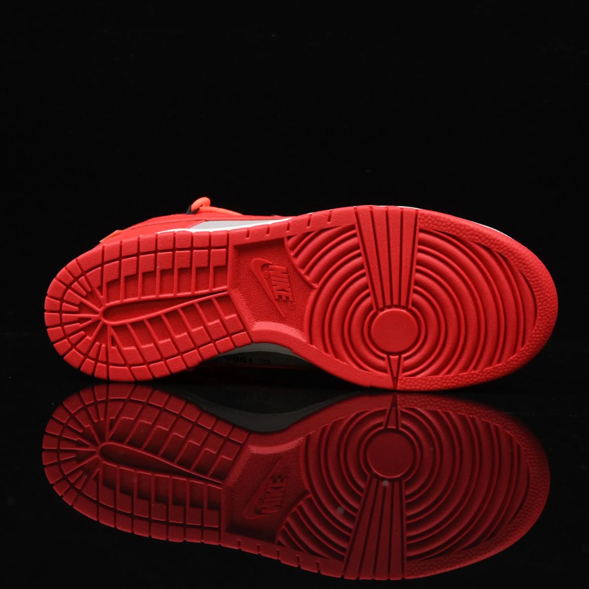 Off-White x Dunk Low 'University Red' CT0856-600