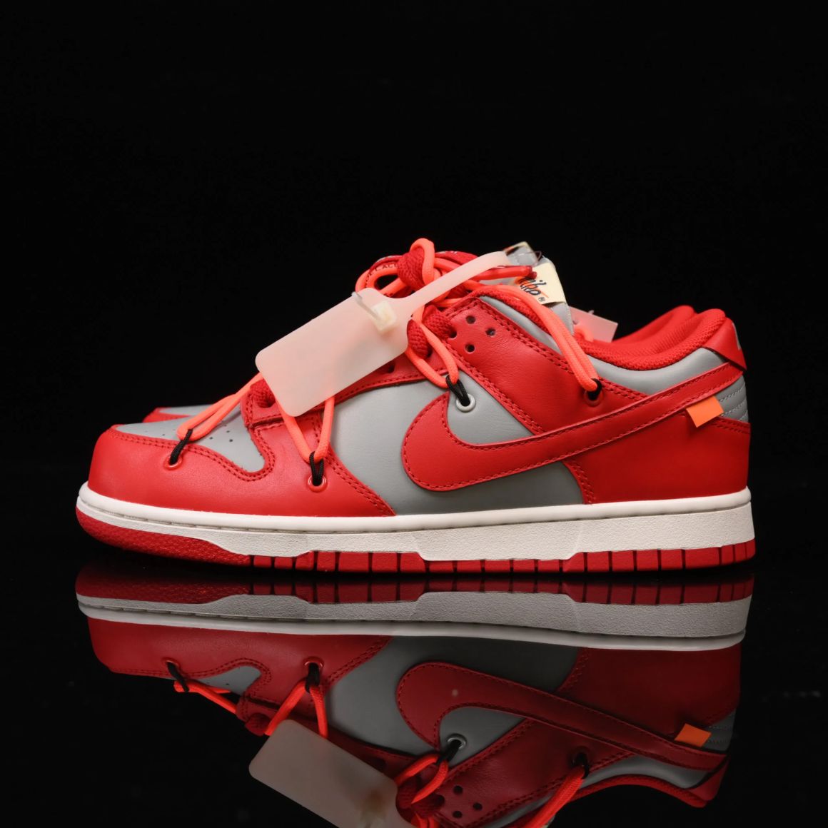 Off-White x Dunk Low 'University Red' CT0856-600