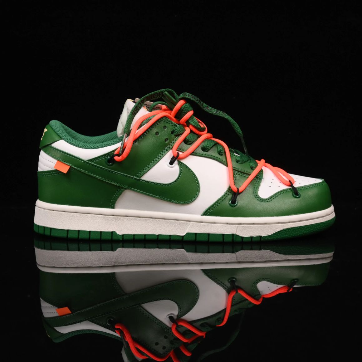 Off-White x Dunk Low 'Pine Green' CT0856-100