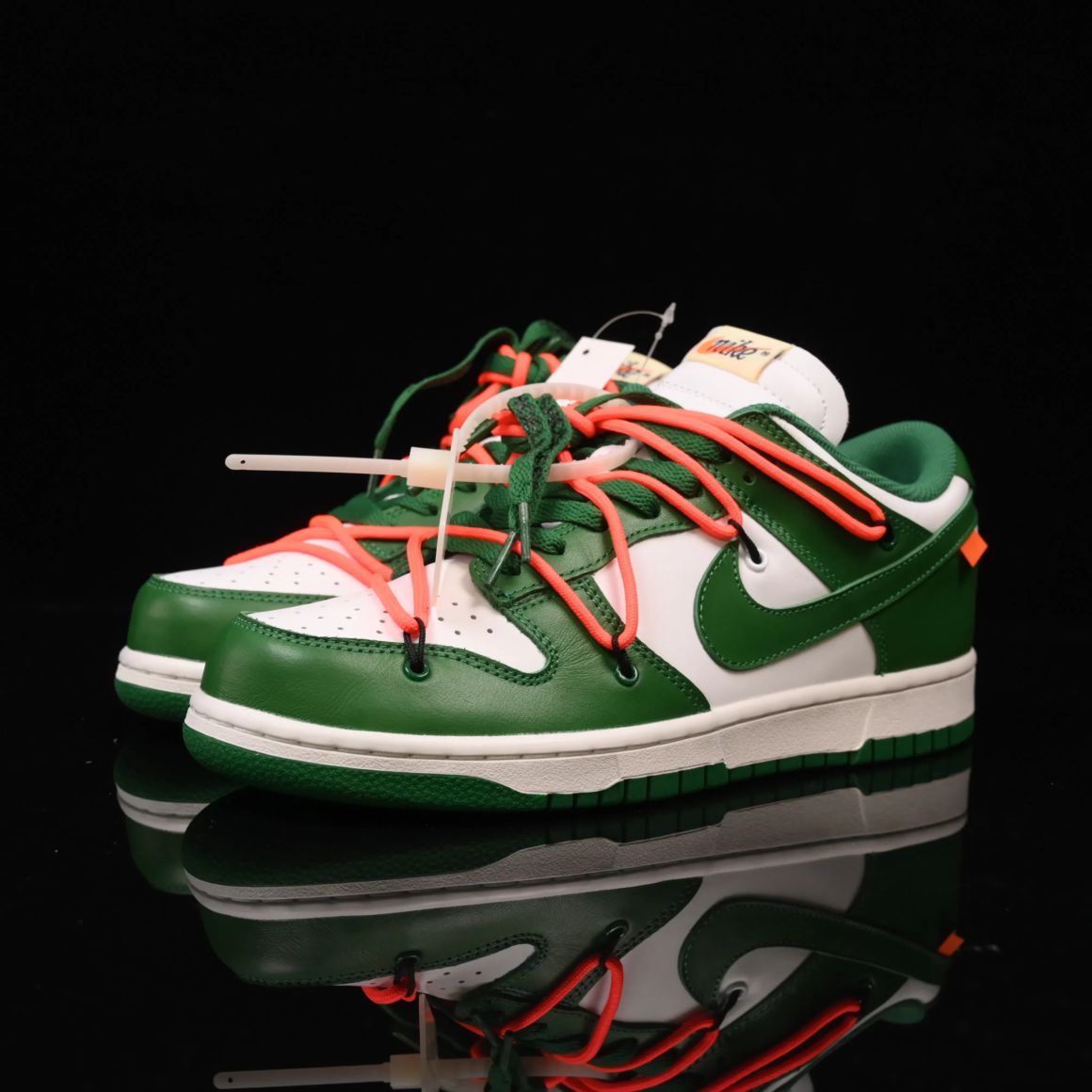 Off-White x Dunk Low 'Pine Green' CT0856-100