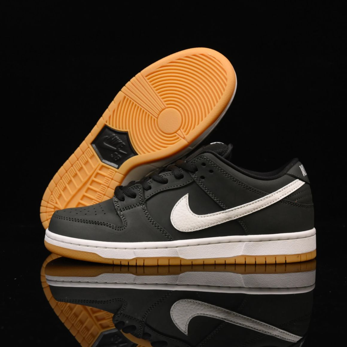 Dunk Low SB 'Black Gum' CD2563-006