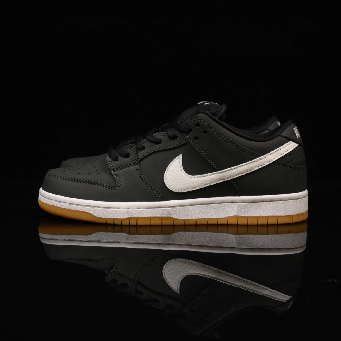 Dunk Low SB 'Black Gum' CD2563-006