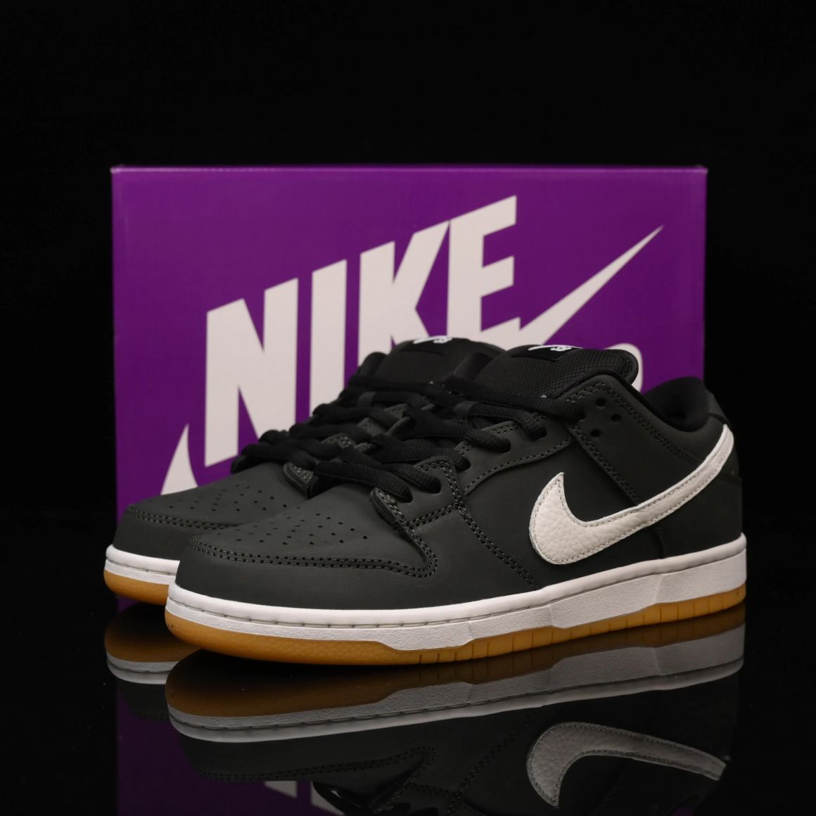 Dunk Low SB 'Black Gum' CD2563-006