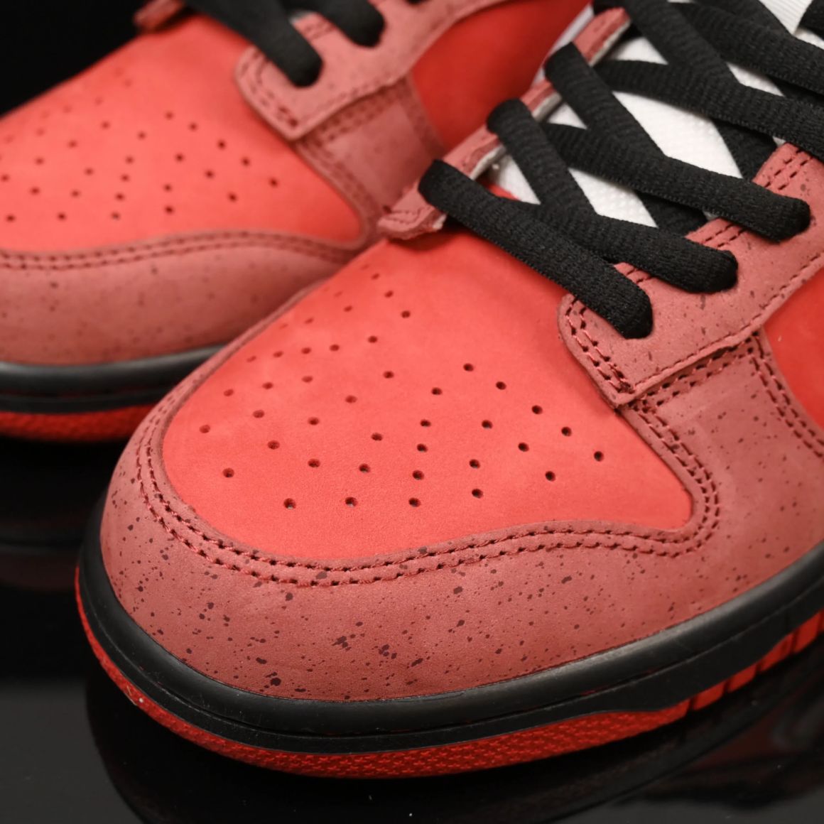 Dunk Low Premium SB 'Lobster'